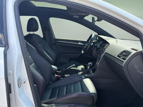Used 2019 Volkswagen GTI Autobahn FWD image 13