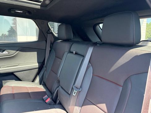Used 2023 Chevrolet Blazer RS w/ Driver Confidence II Package FWD image 6