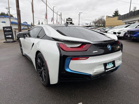 Used 2015 BMW i8 image 5