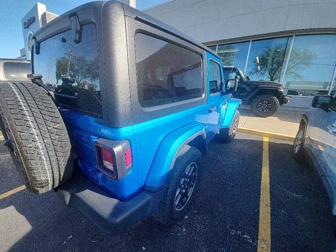 Used 2021 Jeep Wrangler Sport AWD/4WD image 3
