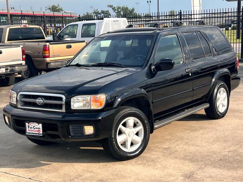 Used 2001 Nissan Pathfinder LE image 57