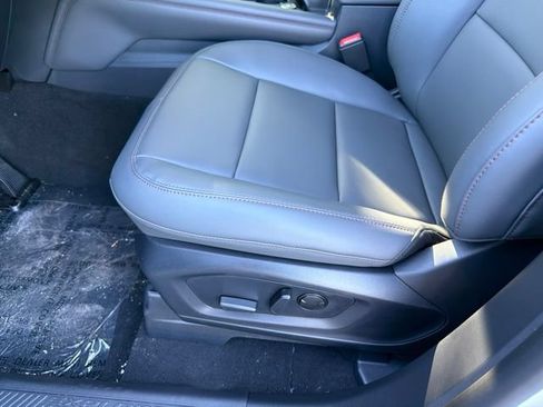 New 2026 Ford Explorer Active w/ Active Comfort Package AWD/4WD image 14