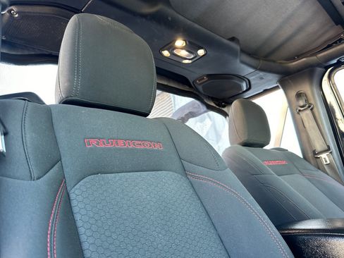 Used 2022 Jeep Wrangler Rubicon image 16
