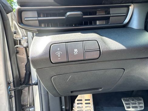 Certified 2026 Hyundai Elantra Sport FWD image 25
