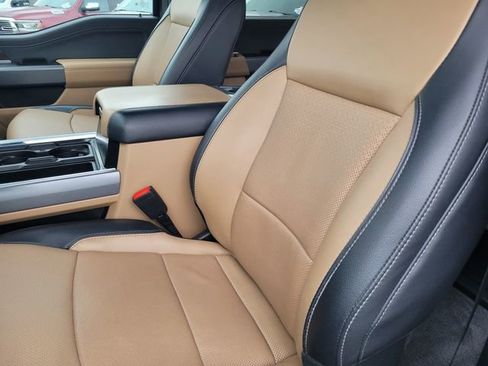 Certified 2023 Ford F250 Lariat w/ Lariat Ultimate Package image 11