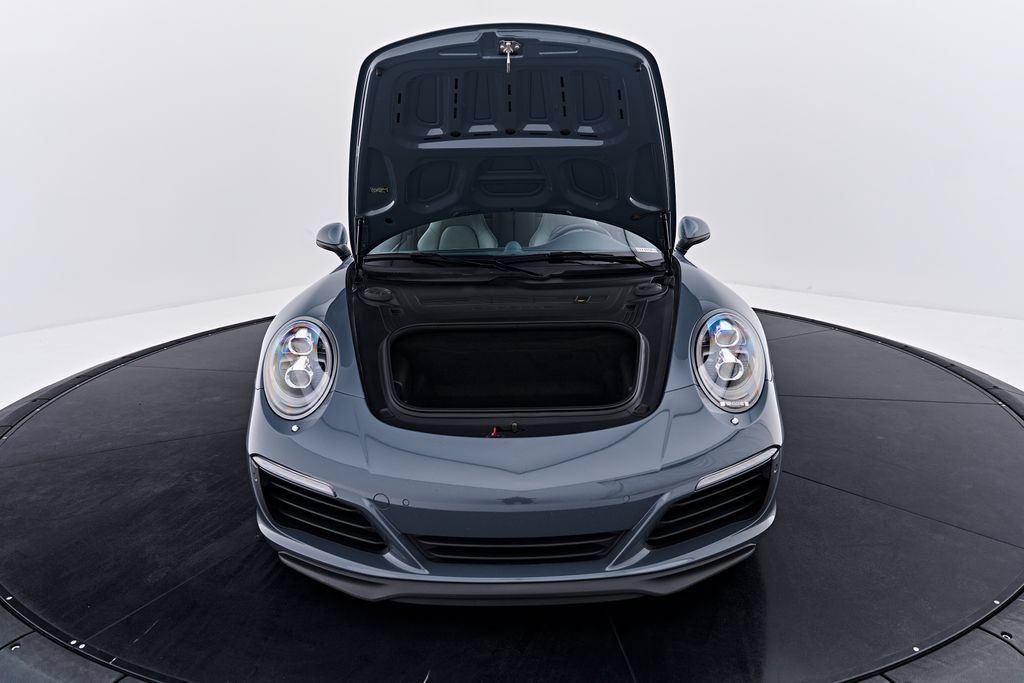 Used 2017 Porsche 911 Carrera 4S AWD/4WD image 17