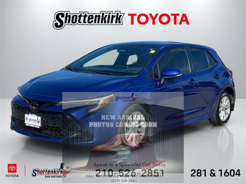 Used 2023 Toyota Corolla SE image 1