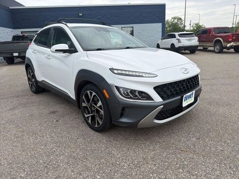 Used 2022 Hyundai Kona Limited AWD/4WD image 7