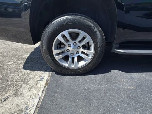 Used 2018 Chevrolet Tahoe LT RWD image 24