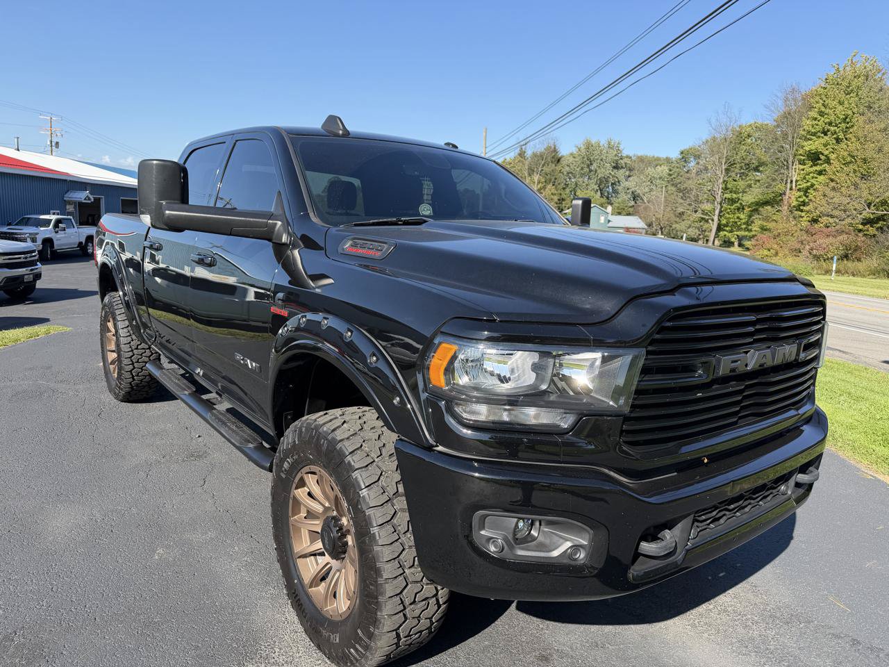 Used 2020 RAM 2500 Big Horn w/ Night Edition AWD/4WD image 3