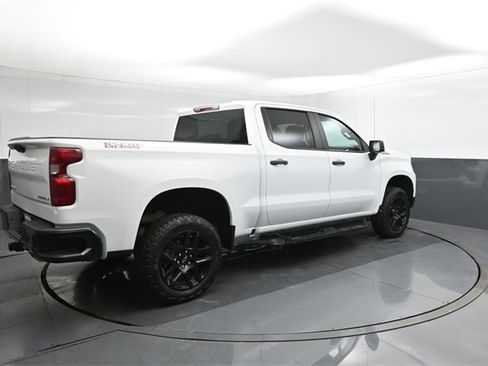 Used 2024 Chevrolet Silverado 1500 Custom Trail Boss image 11