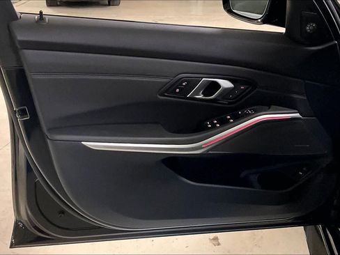 Used 2025 BMW M3 Competition w/ Executive Package image 20