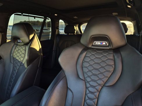 Used 2022 BMW X5 M w/ Competition Package 2 image 30