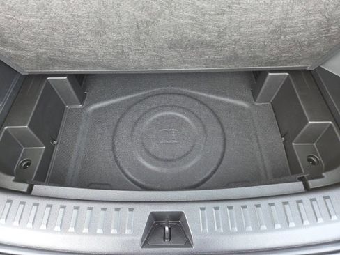 New 2026 Chevrolet Equinox LT w/ Safety and Technology Package image 38