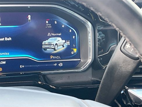 Used 2024 Chevrolet Silverado 1500 RST w/ Z71 Off-Road Package image 17