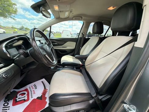 Used 2019 Buick Encore Preferred w/ Safety Package FWD image 17