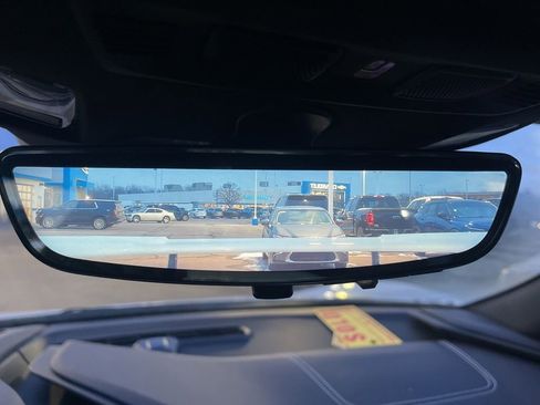 Used 2025 Chevrolet Corvette Stingray Coupe w/ 1LT image 16