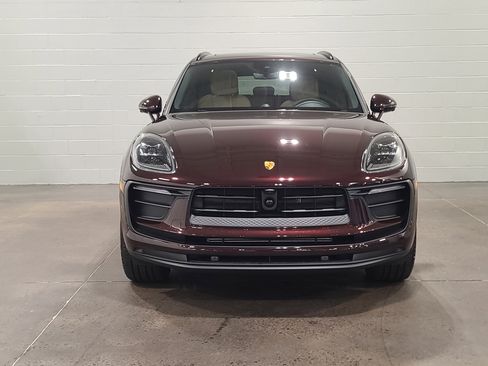 New 2026 Porsche Macan AWD/4WD image 10