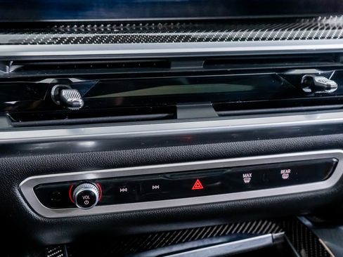 Used 2024 BMW X6 M60i image 40