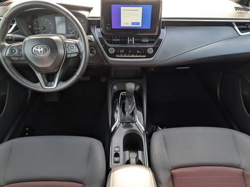 Used 2025 Toyota Corolla SE FWD image 10