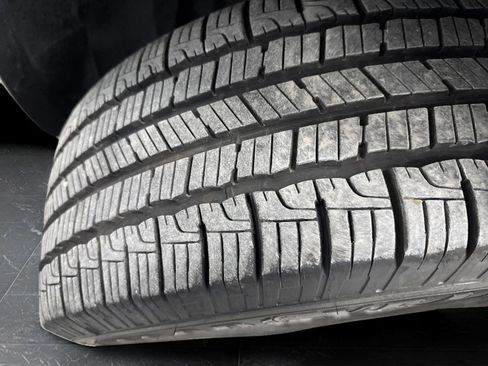 Used 2022 Nissan Pathfinder SL w/ SL Premium Package image 38