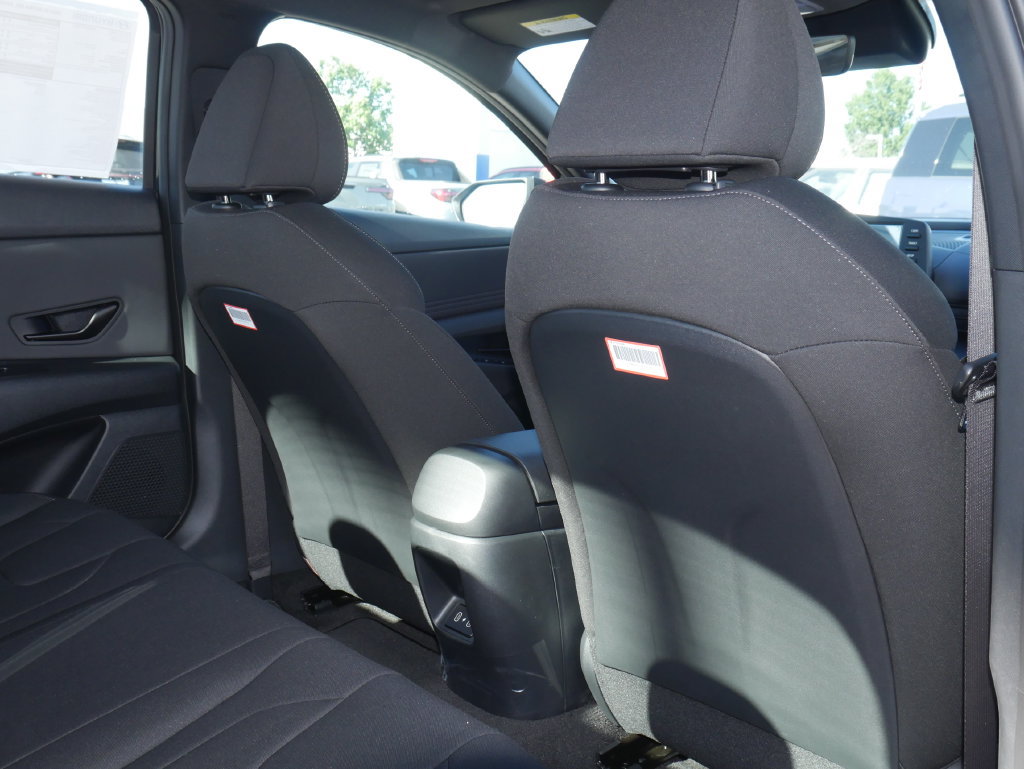 New 2026 Hyundai Elantra Sport FWD image 23
