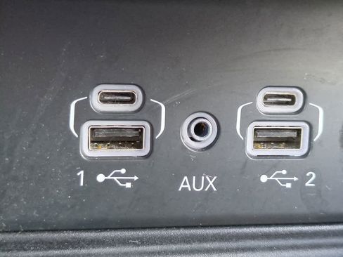 Used 2025 Jeep Grand Cherokee Altitude image 20