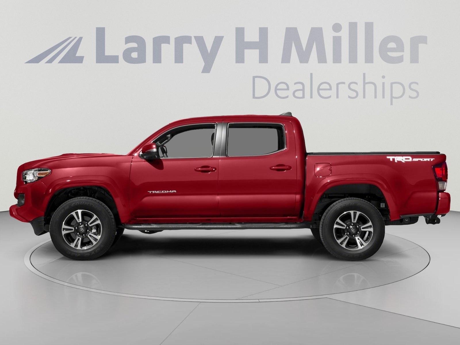 Used 2017 Toyota Tacoma TRD Sport w/ Tow Package (A/T) AWD/4WD image 3