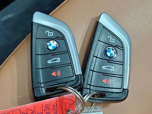 Used 2019 BMW X3 xDrive30i w/ Premium Package AWD/4WD image 17