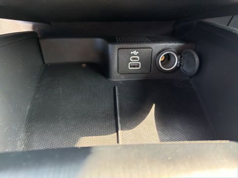 Used 2025 Ford Escape ST-Line w/ Equipment Group 301A FWD image 27