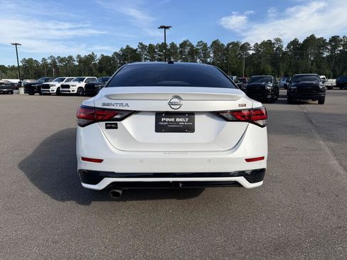 Used 2025 Nissan Sentra SR FWD image 5