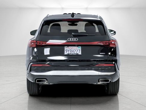 Used 2025 Audi Q5 Premium w/ Convenience Package AWD/4WD image 4