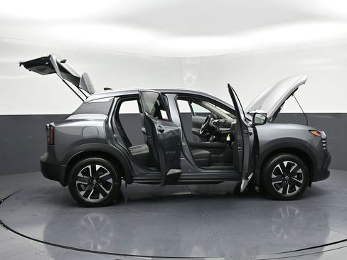 New 2026 Nissan Kicks SV w/ SV Premium Package AWD/4WD image 33
