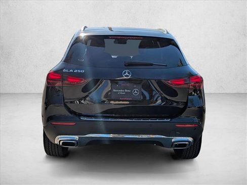 Used 2026 Mercedes-Benz GLA 250 image 7
