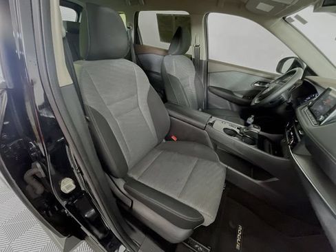 Used 2023 Nissan Rogue SV FWD image 27
