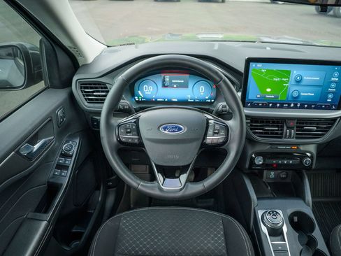 Used 2023 Ford Escape Active w/ Tech Pack #2 FWD image 25