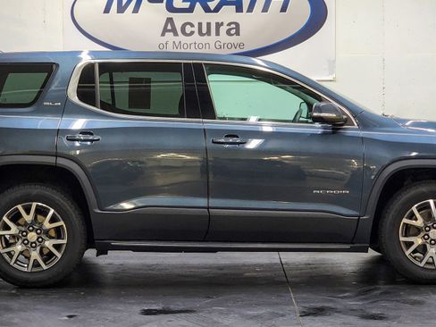 Used 2020 GMC Acadia SLE image 3