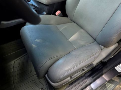 Used 2011 Toyota Sequoia Limited AWD/4WD image 39