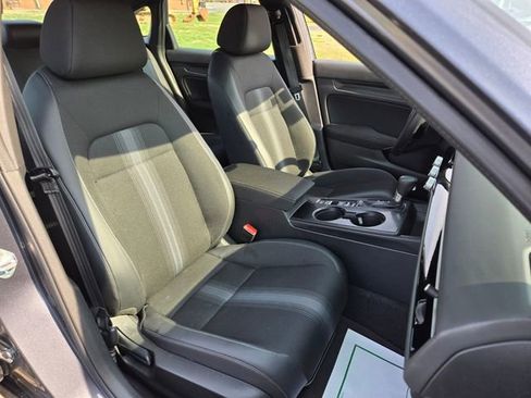 Used 2023 Honda Civic Sport image 19
