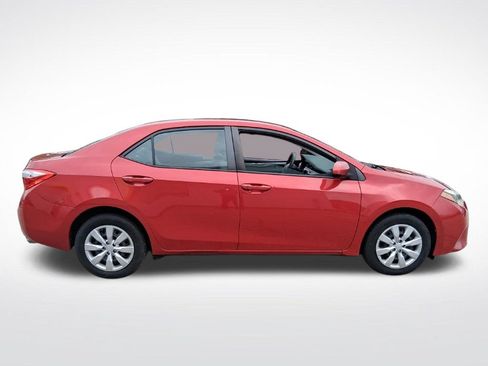 Used 2016 Toyota Corolla LE FWD image 8