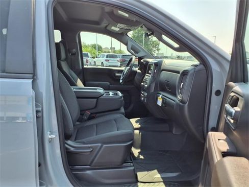 Used 2024 Chevrolet Silverado 1500 Custom image 24