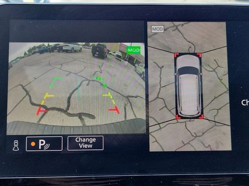 Used 2024 Nissan Armada SL image 14