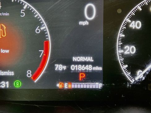 Used 2024 Honda CR-V EX-L image 12