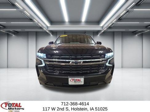Used 2021 Chevrolet Suburban RST w/ Rear Media and Nav Package AWD/4WD image 3
