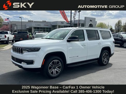 Used 2025 Jeep Wagoneer 4WD image 1