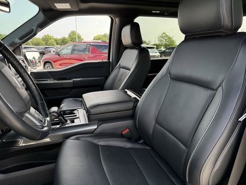 Used 2023 Ford F150 Lariat w/ Equipment Group 502A High image 22