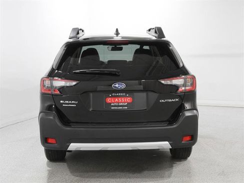 Used 2023 Subaru Outback Limited image 19