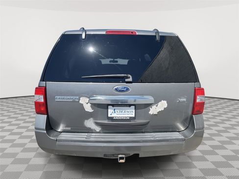 Used 2010 Ford Expedition XLT AWD/4WD image 6