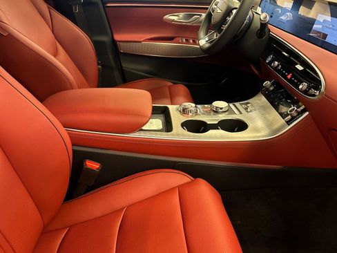 New 2026 Genesis GV70 2.5T Sport Prestige AWD/4WD image 16