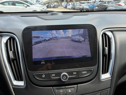 Used 2024 Chevrolet Malibu LT image 21